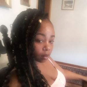 Meet your Posher, Latashia